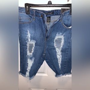 Distressed denim Bermuda shorts!